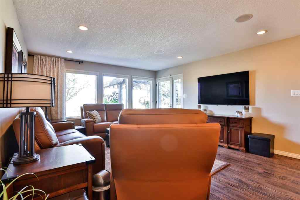 MLS® A2259943 - 209 Coachwood Point W in Ridgewood Lethbridge, Residential