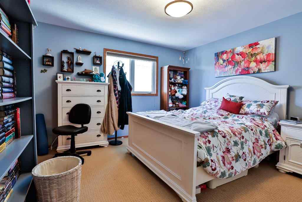 MLS® A2259943 - 209 Coachwood Point W in Ridgewood Lethbridge, Residential