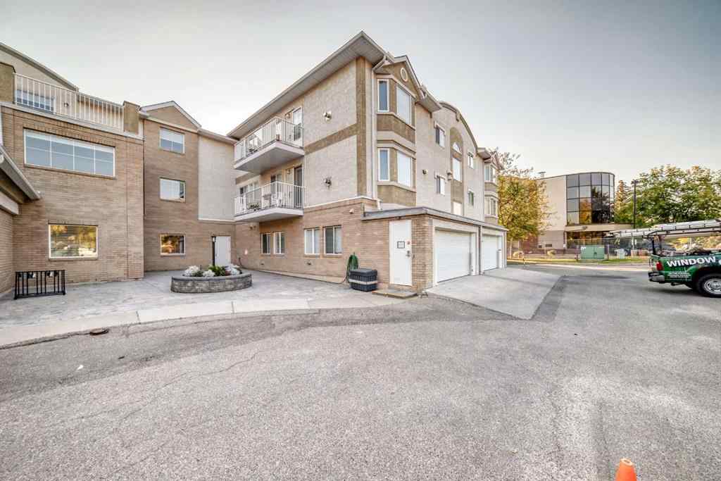 MLS® A2259945 - Unit #112 2850 51 Street SW in Glenbrook Calgary, Residential