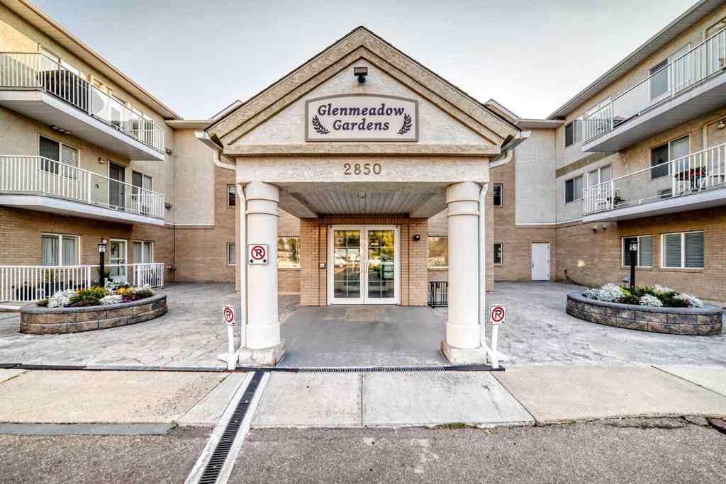 MLS® A2259945 - Unit #112 2850 51 Street SW in Glenbrook Calgary, Residential