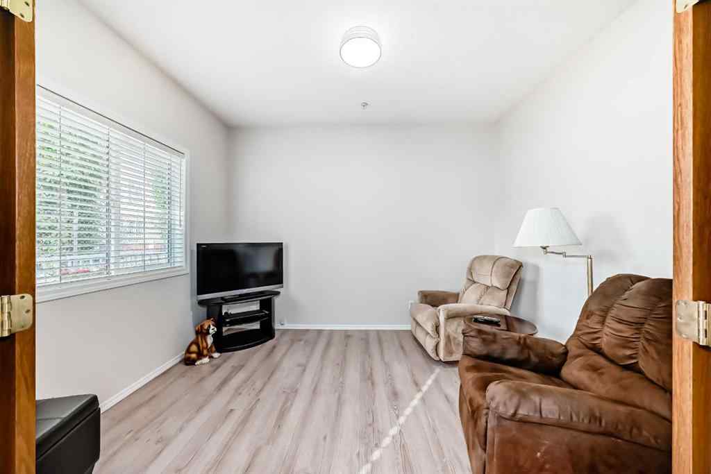 MLS® A2259945 - Unit #112 2850 51 Street SW in Glenbrook Calgary, Residential