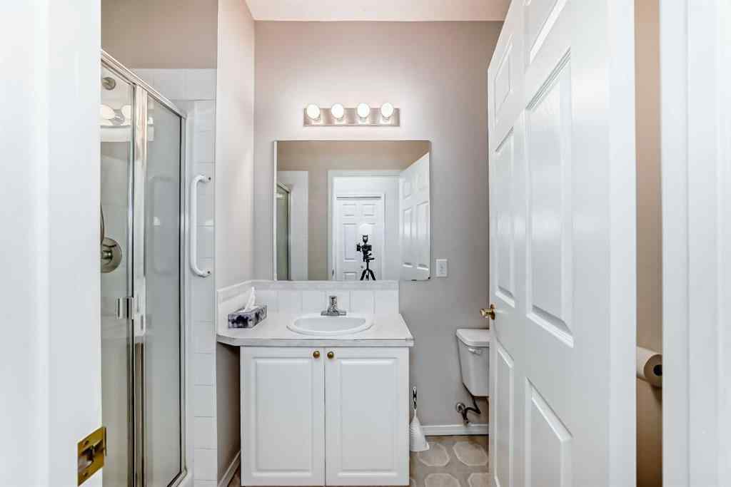 MLS® A2259945 - Unit #112 2850 51 Street SW in Glenbrook Calgary, Residential