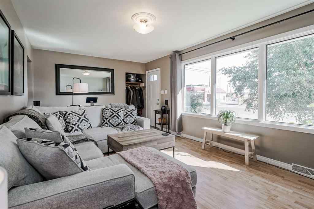 MLS® A2259946 - 1813 38 Street SE in Forest Lawn Calgary, Residential