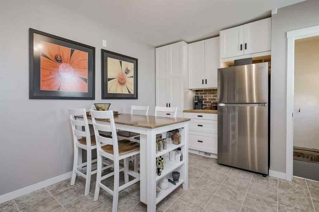 MLS® A2259946 - 1813 38 Street SE in Forest Lawn Calgary, Residential