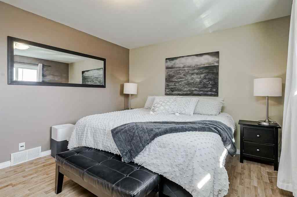 MLS® A2259946 - 1813 38 Street SE in Forest Lawn Calgary, Residential