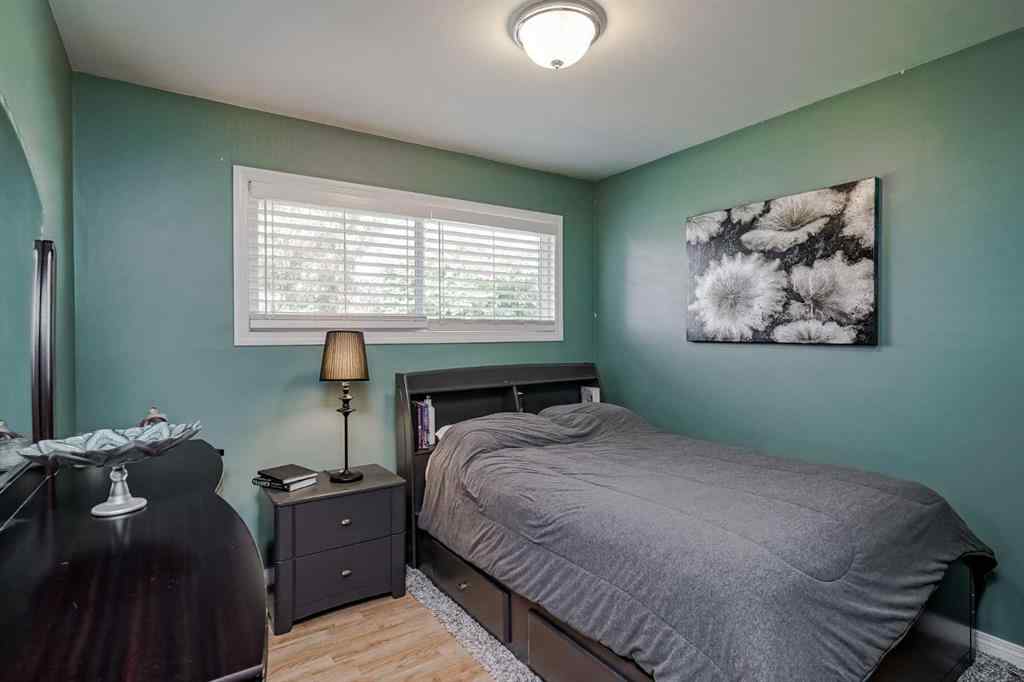 MLS® A2259946 - 1813 38 Street SE in Forest Lawn Calgary, Residential