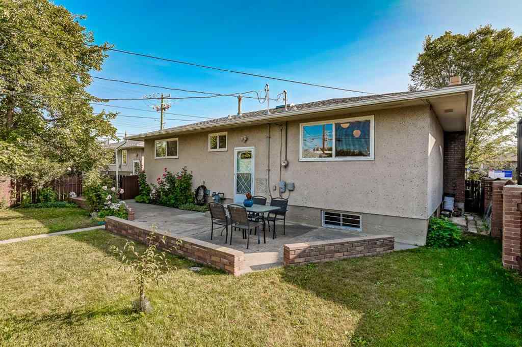 MLS® A2259947 - 1819 38 Street SE in Forest Lawn Calgary, Residential