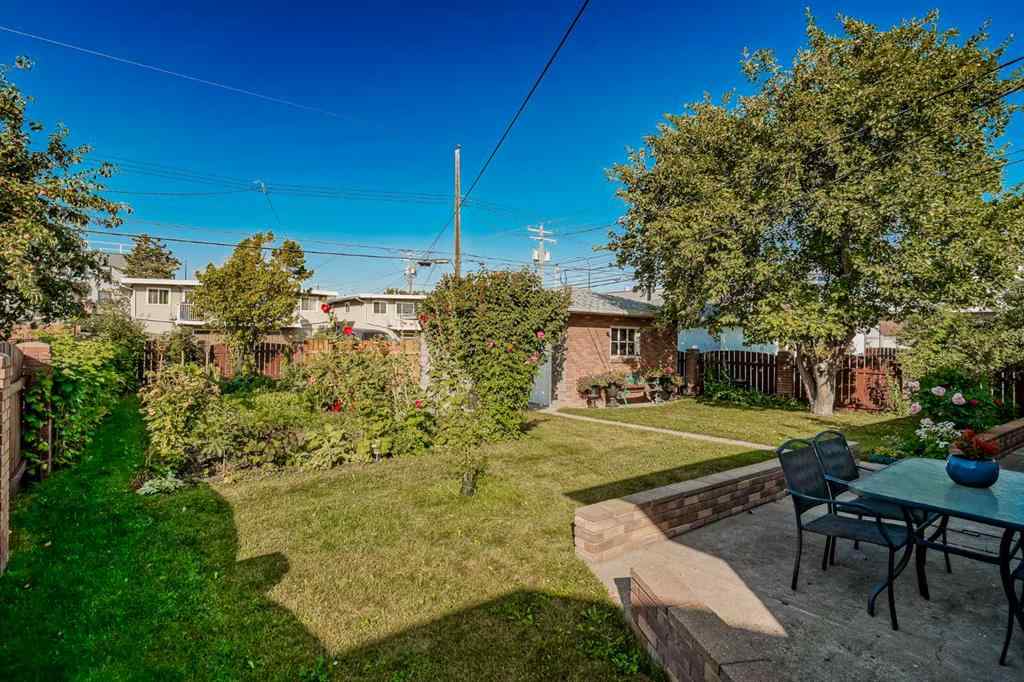 MLS® A2259947 - 1819 38 Street SE in Forest Lawn Calgary, Residential