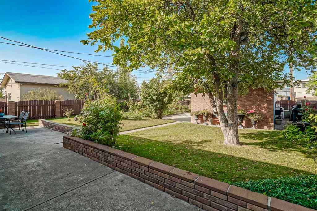 MLS® A2259947 - 1819 38 Street SE in Forest Lawn Calgary, Residential