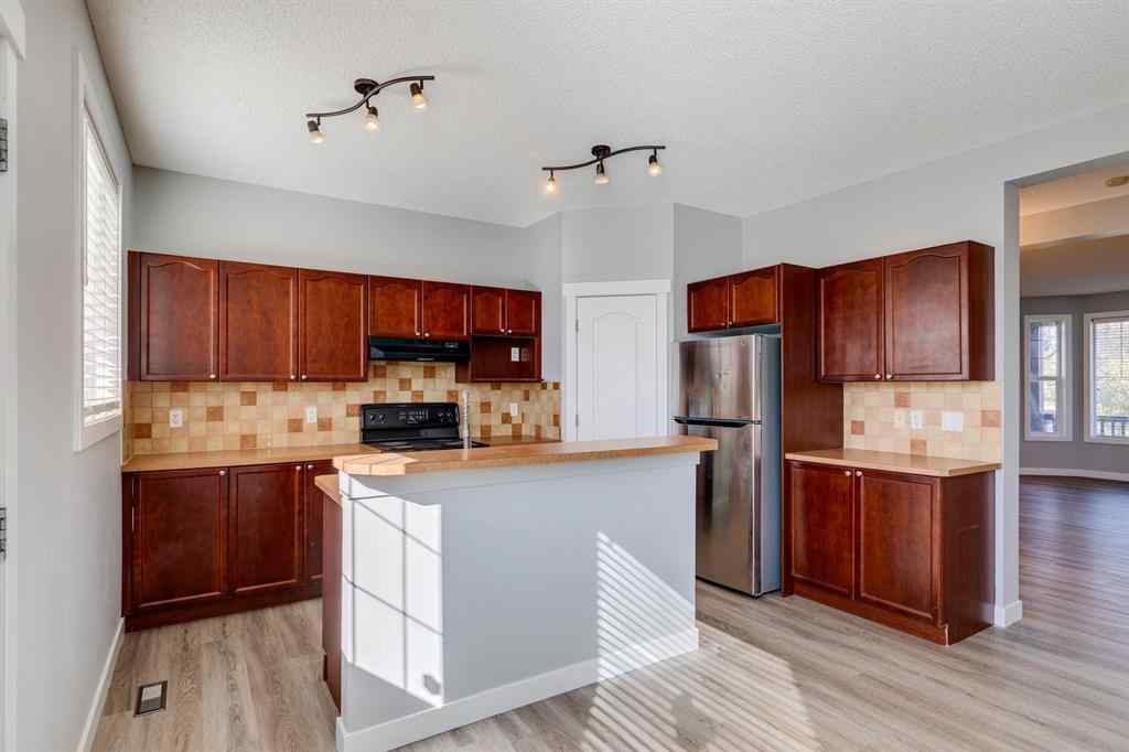 MLS® A2259952 - 605 Morningside Park SW in Morningside Airdrie, Residential
