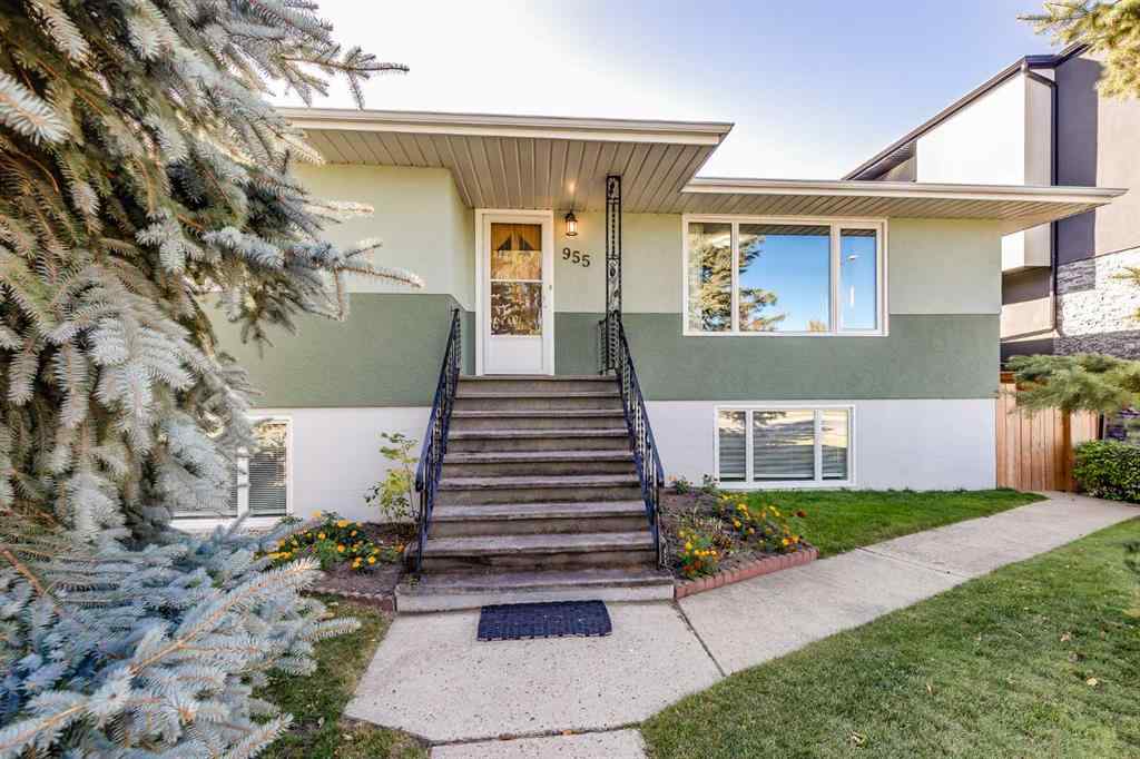 MLS® A2259956 - 955 15 Avenue NE in Renfrew Calgary, Residential