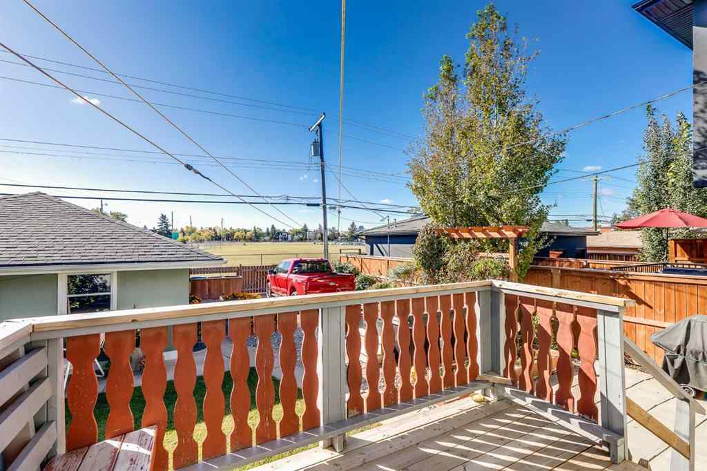 MLS® A2259956 - 955 15 Avenue NE in Renfrew Calgary, Residential