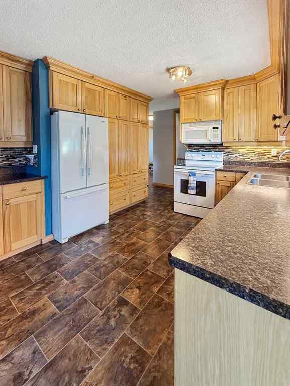 MLS® A2259960 - 61 Feero Drive  in NONE Whitecourt, Residential