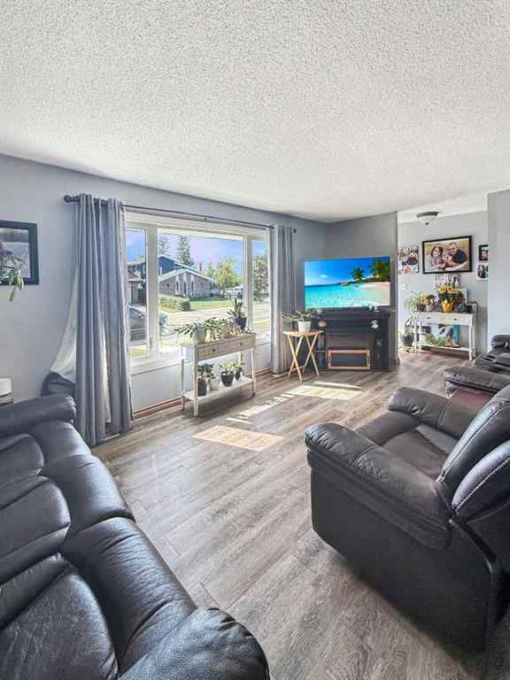 MLS® A2259960 - 61 Feero Drive  in NONE Whitecourt, Residential