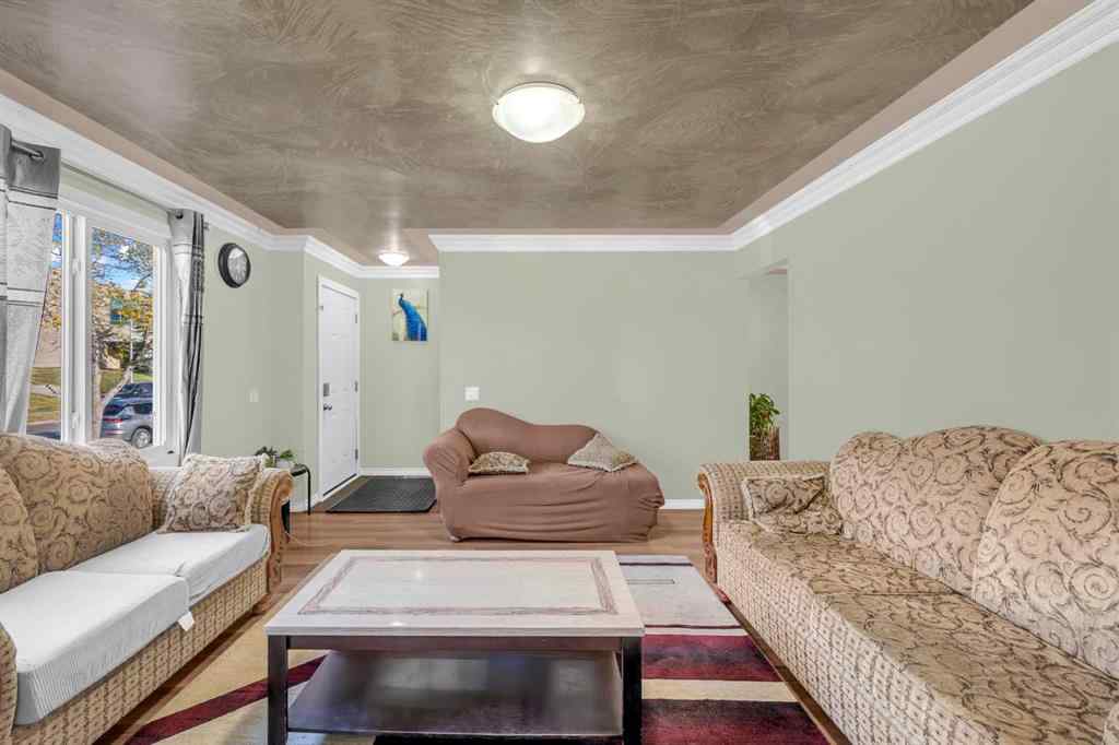 MLS® A2259961 - 1019 Falworth Road NE in Falconridge Calgary, Residential