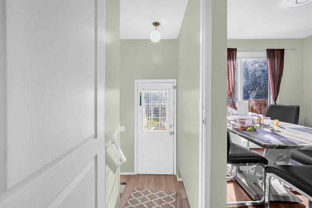 MLS® A2259961 - 1019 Falworth Road NE in Falconridge Calgary, Residential