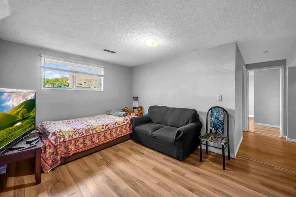 MLS® A2259961 - 1019 Falworth Road NE in Falconridge Calgary, Residential