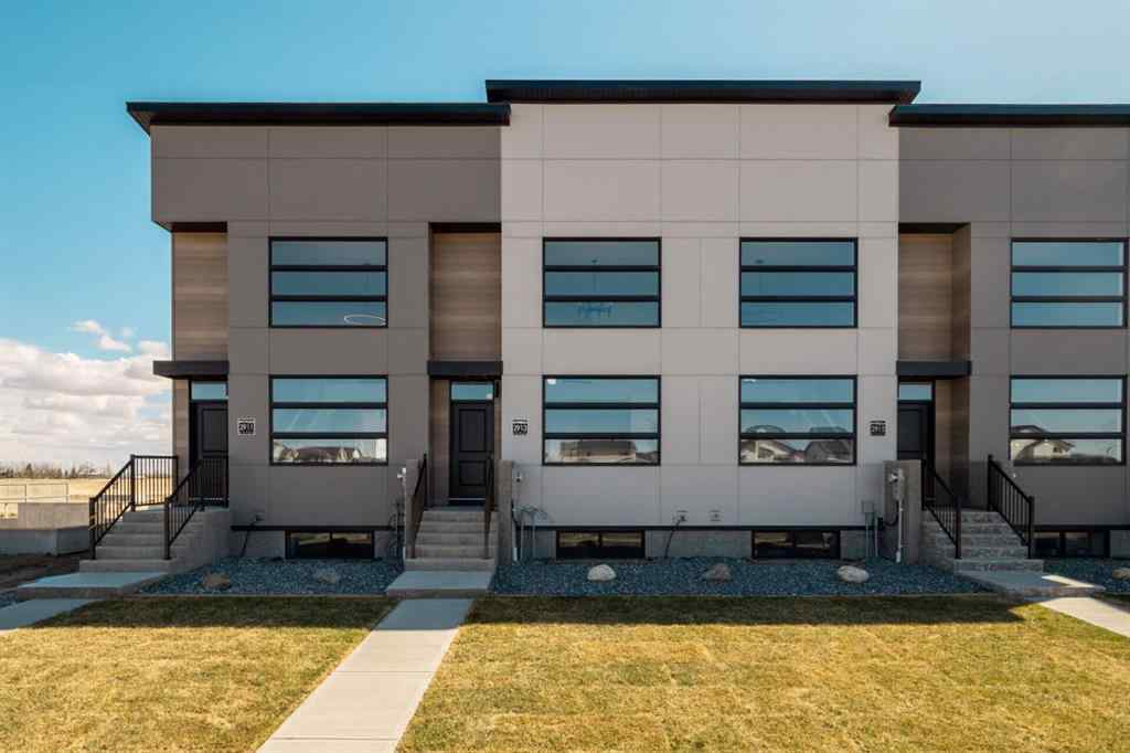 MLS® A2259966 - 3013 47 Street S in Discovery Lethbridge, Residential