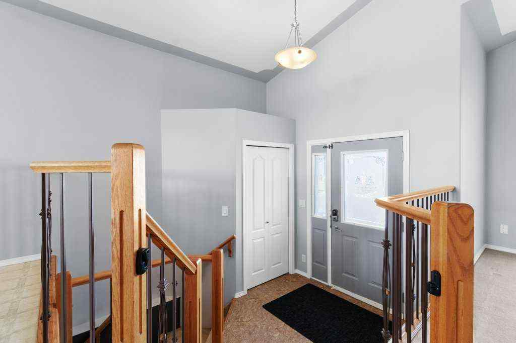 MLS® A2259967 - 23 Hunter Road  in Hewlett Park Sylvan Lake, Residential