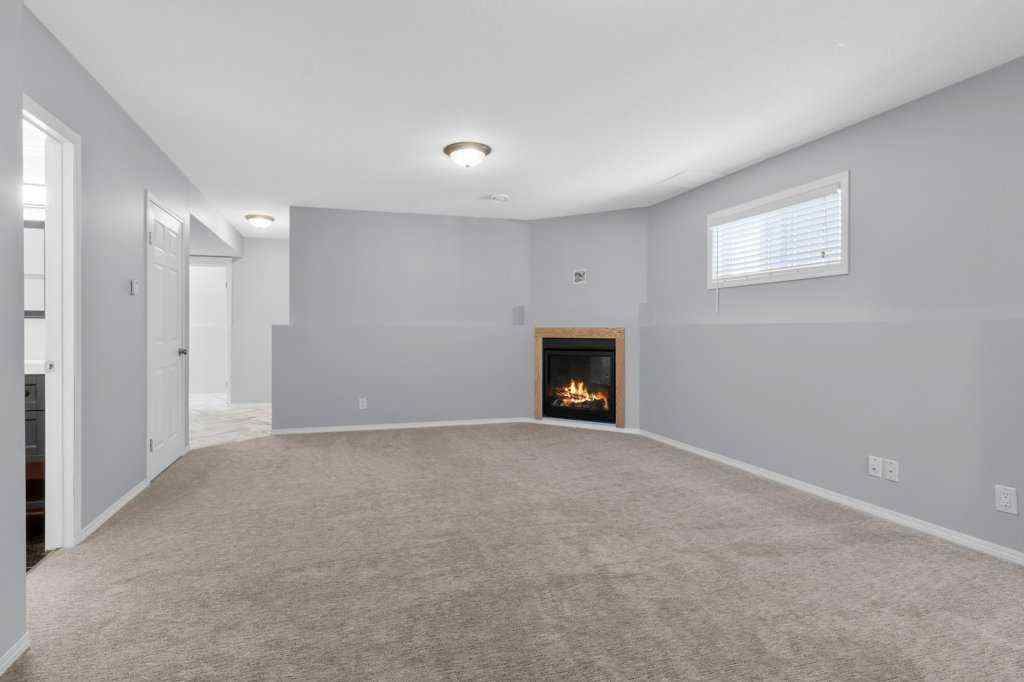 MLS® A2259967 - 23 Hunter Road  in Hewlett Park Sylvan Lake, Residential