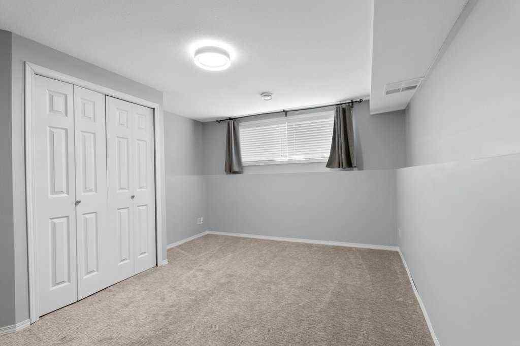 MLS® A2259967 - 23 Hunter Road  in Hewlett Park Sylvan Lake, Residential