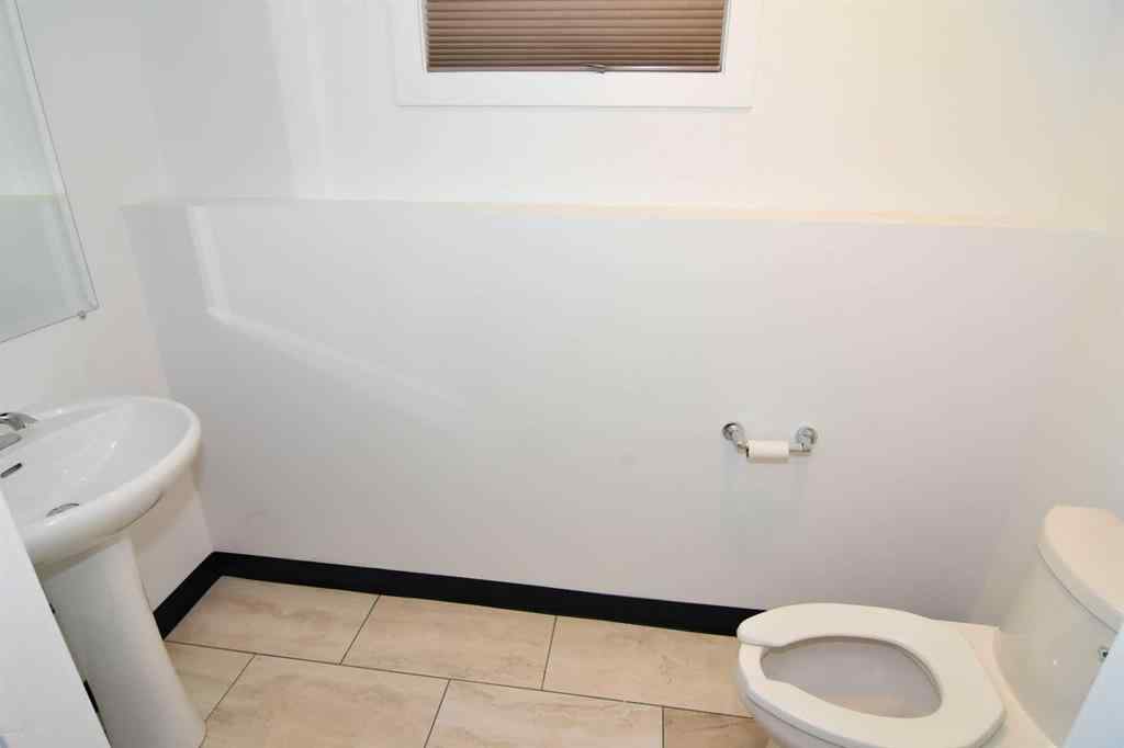 MLS® A2259968 - 309 Main Street NW in Old Town Airdrie, Commercial