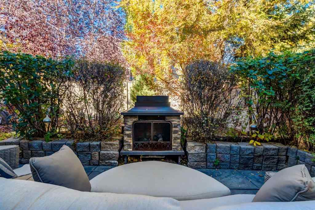 MLS® A2259983 - 10 Chapala Road SE in Chaparral Calgary, Residential