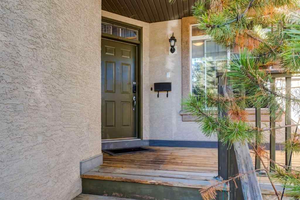 MLS® A2259983 - 10 Chapala Road SE in Chaparral Calgary, Residential