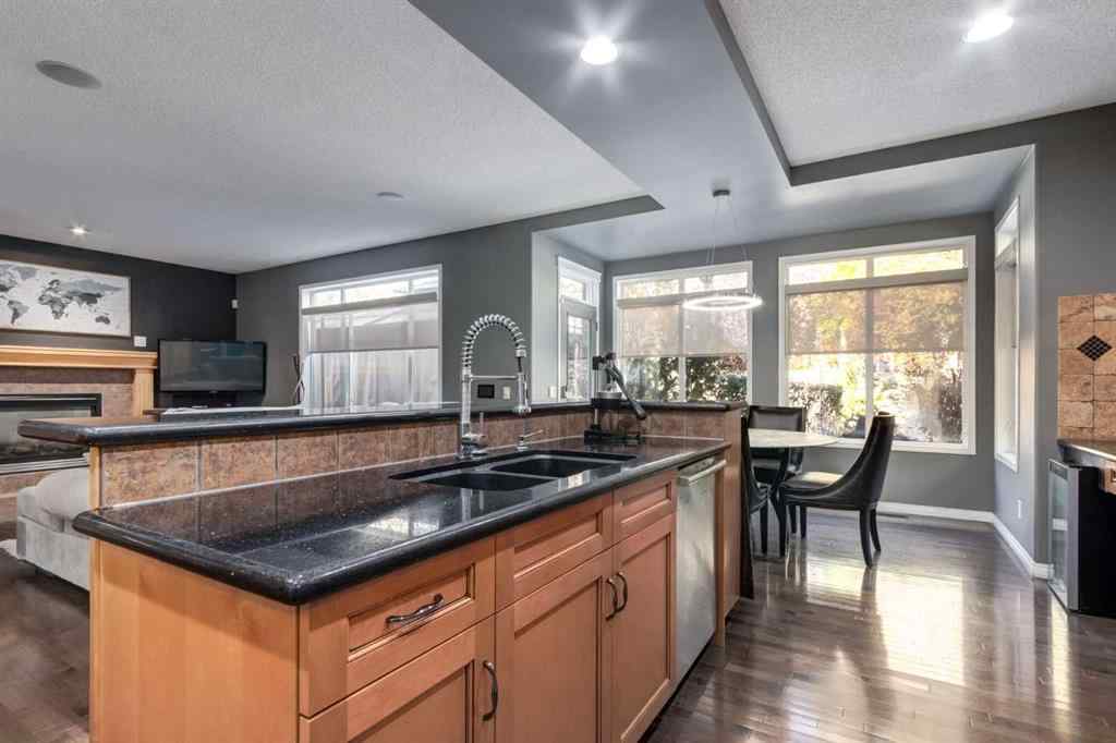 MLS® A2259983 - 10 Chapala Road SE in Chaparral Calgary, Residential