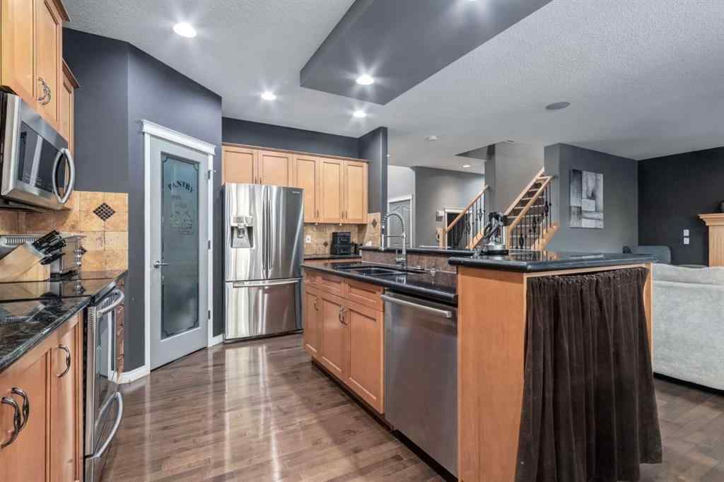 MLS® A2259983 - 10 Chapala Road SE in Chaparral Calgary, Residential