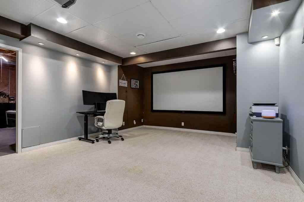 MLS® A2259983 - 10 Chapala Road SE in Chaparral Calgary, Residential