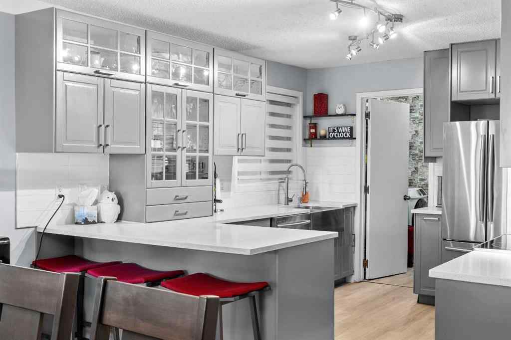 MLS® A2259984 - Unit #102 333 2 Avenue NE in Crescent Heights Calgary, Residential