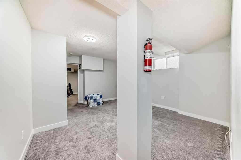MLS® A2259986 - 3315 Catalina Boulevard NE in Monterey Park Calgary, Residential