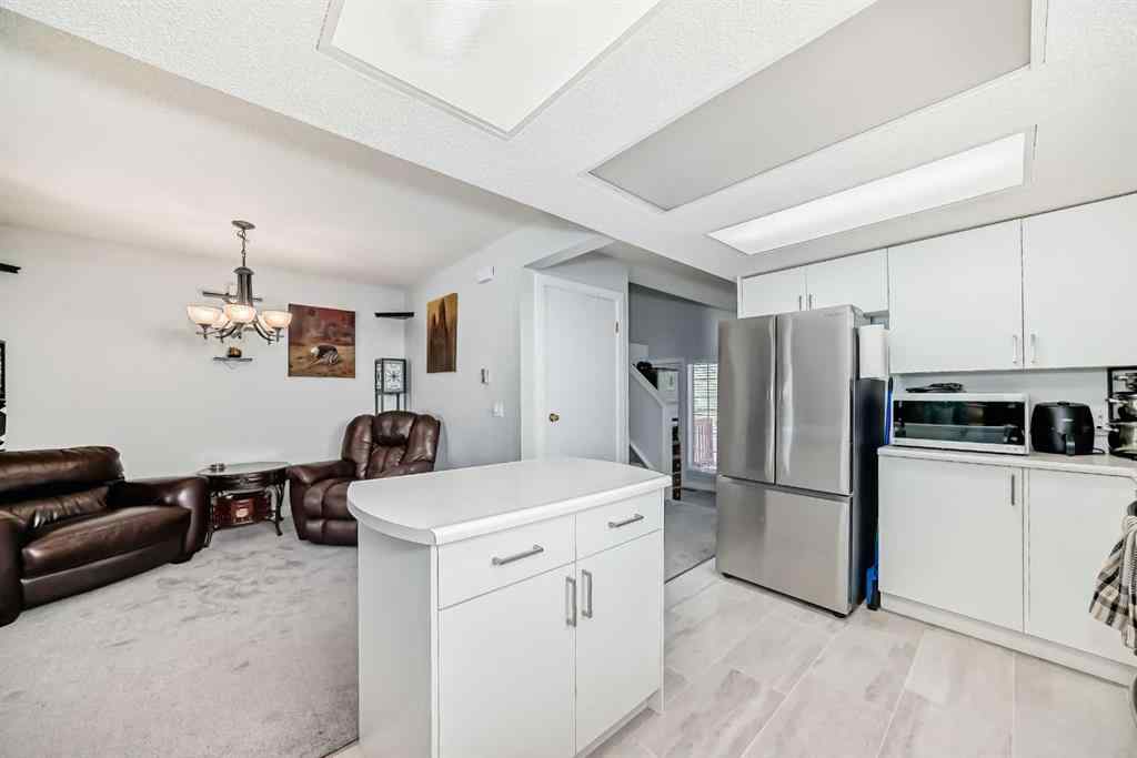 MLS® A2259986 - 3315 Catalina Boulevard NE in Monterey Park Calgary, Residential