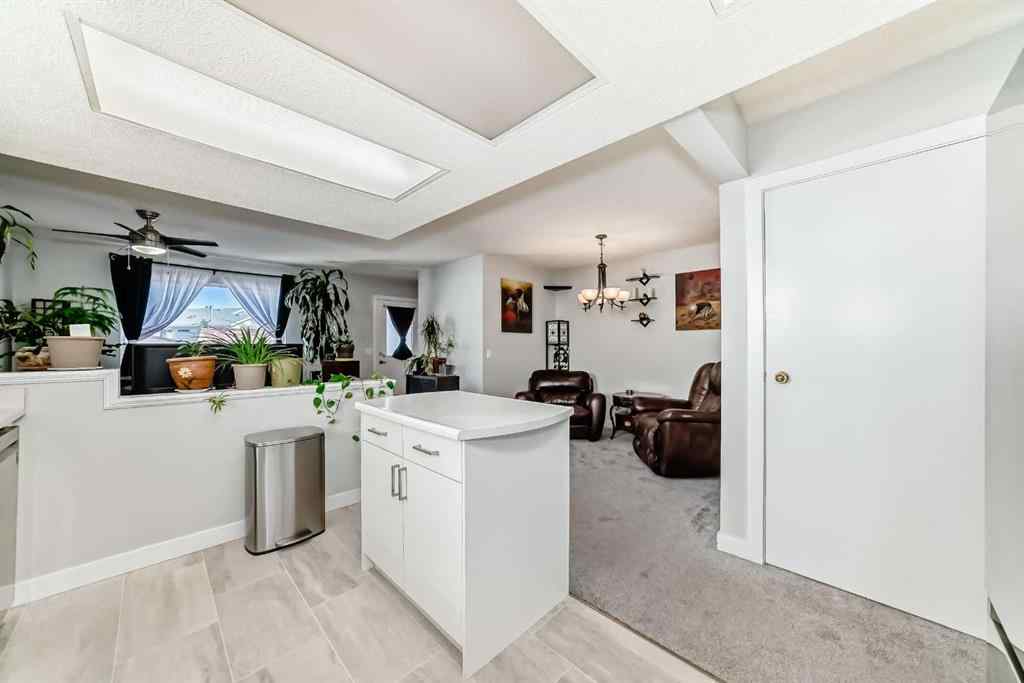 MLS® A2259986 - 3315 Catalina Boulevard NE in Monterey Park Calgary, Residential