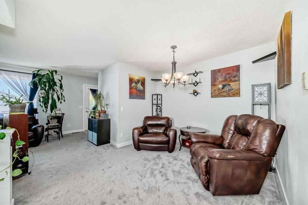 MLS® A2259986 - 3315 Catalina Boulevard NE in Monterey Park Calgary, Residential