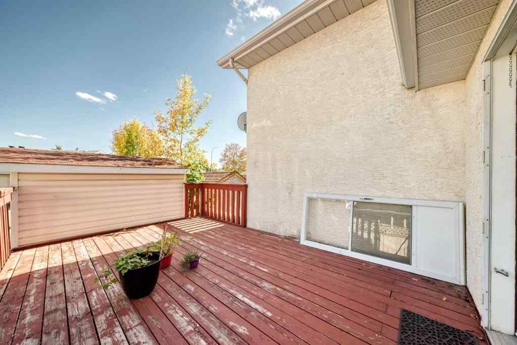 MLS® A2259986 - 3315 Catalina Boulevard NE in Monterey Park Calgary, Residential