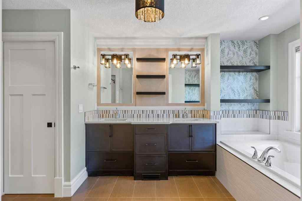 MLS® A2259988 - 236 Aspen Dale Way SW in Aspen Woods Calgary, Residential