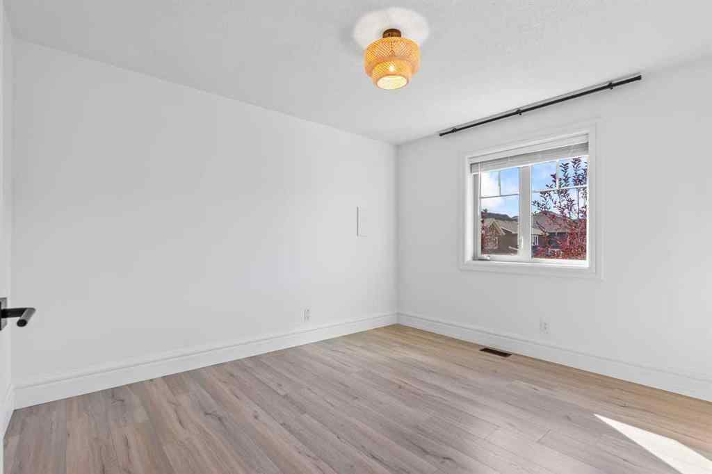 MLS® A2259988 - 236 Aspen Dale Way SW in Aspen Woods Calgary, Residential