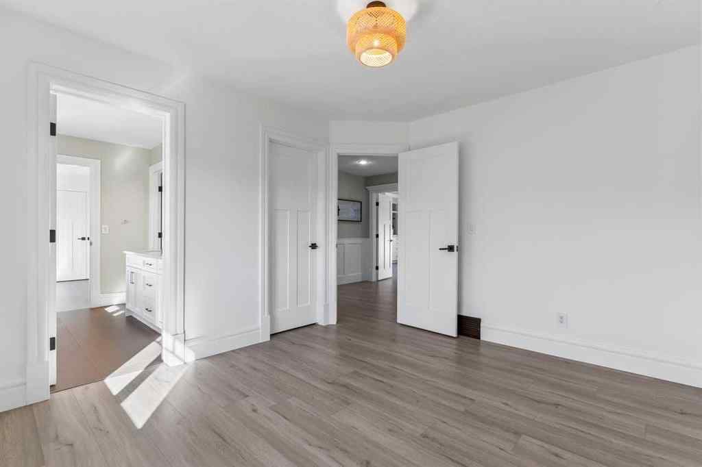 MLS® A2259988 - 236 Aspen Dale Way SW in Aspen Woods Calgary, Residential