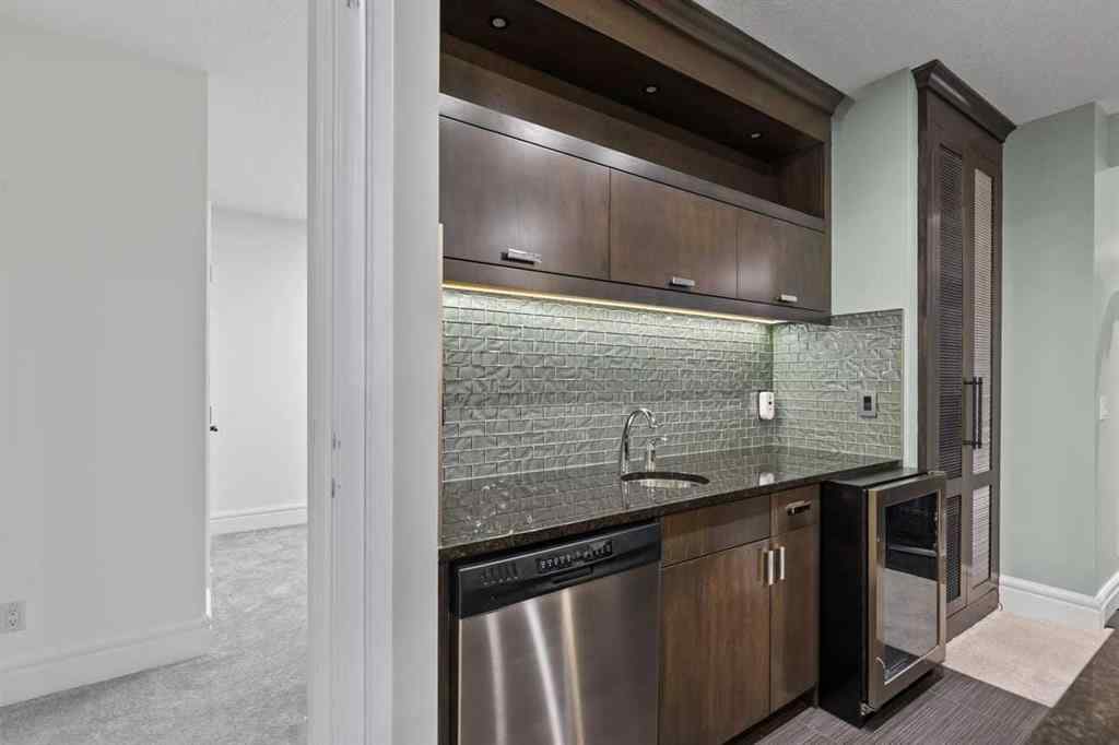 MLS® A2259988 - 236 Aspen Dale Way SW in Aspen Woods Calgary, Residential