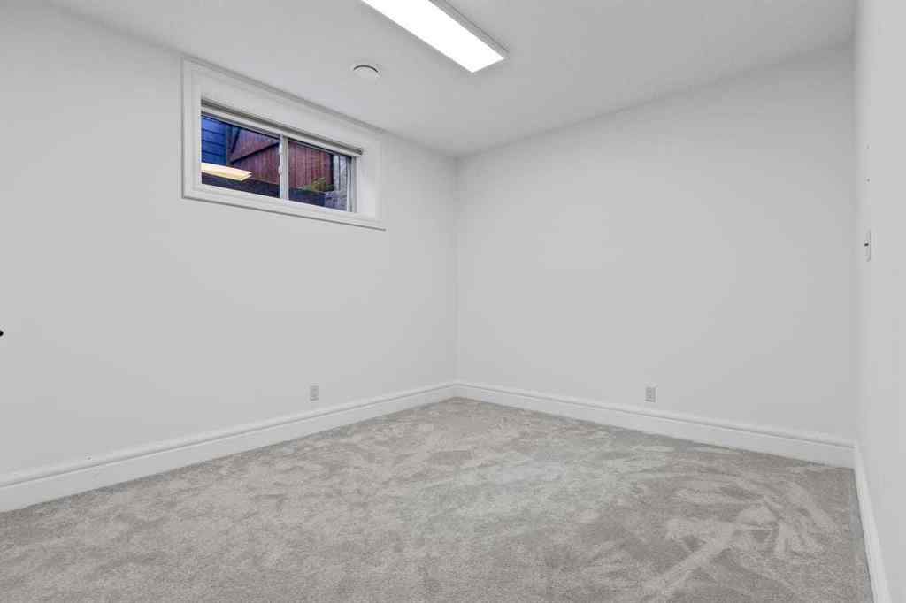 MLS® A2259988 - 236 Aspen Dale Way SW in Aspen Woods Calgary, Residential