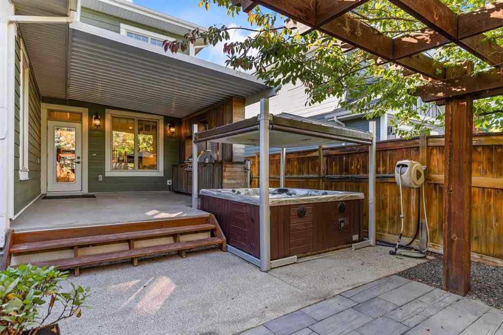 MLS® A2259988 - 236 Aspen Dale Way SW in Aspen Woods Calgary, Residential