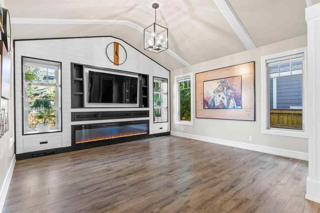 MLS® A2259988 - 236 Aspen Dale Way SW in Aspen Woods Calgary, Residential