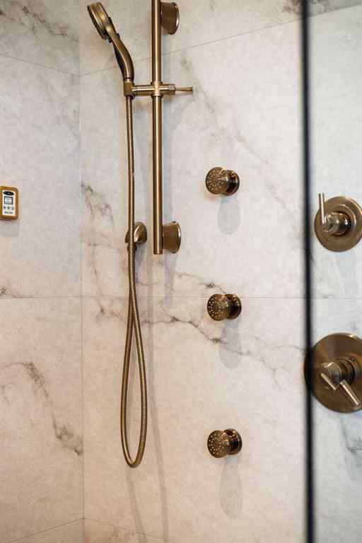 MLS® A2259994 - 200 Pondside Place  in Watermark Rural Rocky View County, Residential