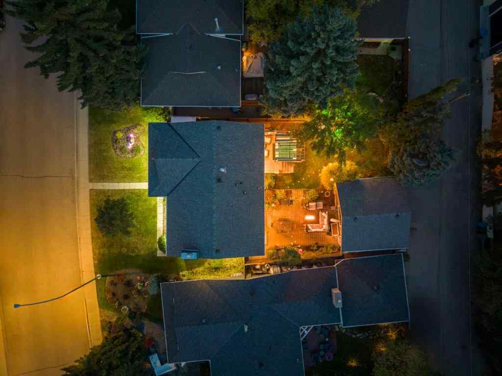 MLS® A2260005 - 196 Lake Adams Crescent SE in Lake Bonavista Calgary, Residential