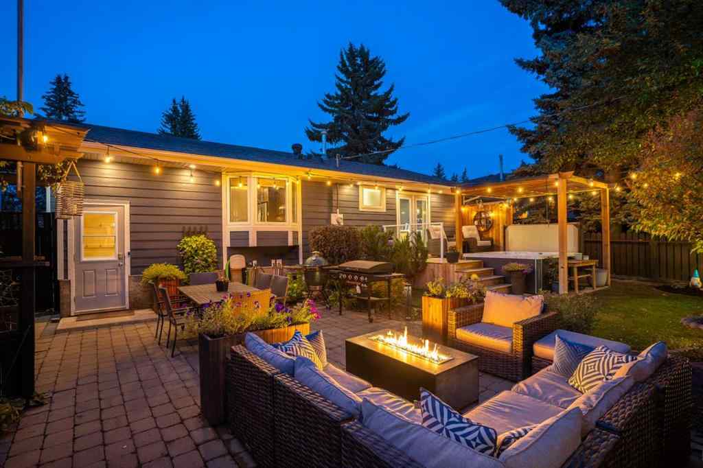 MLS® A2260005 - 196 Lake Adams Crescent SE in Lake Bonavista Calgary, Residential