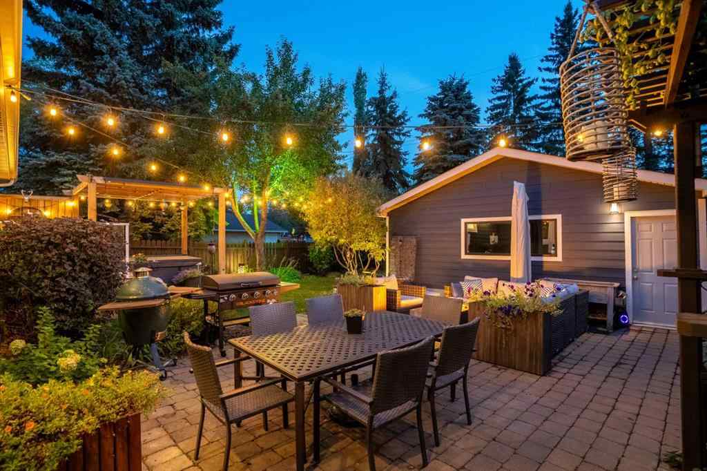 MLS® A2260005 - 196 Lake Adams Crescent SE in Lake Bonavista Calgary, Residential