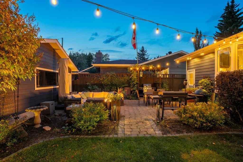 MLS® A2260005 - 196 Lake Adams Crescent SE in Lake Bonavista Calgary, Residential