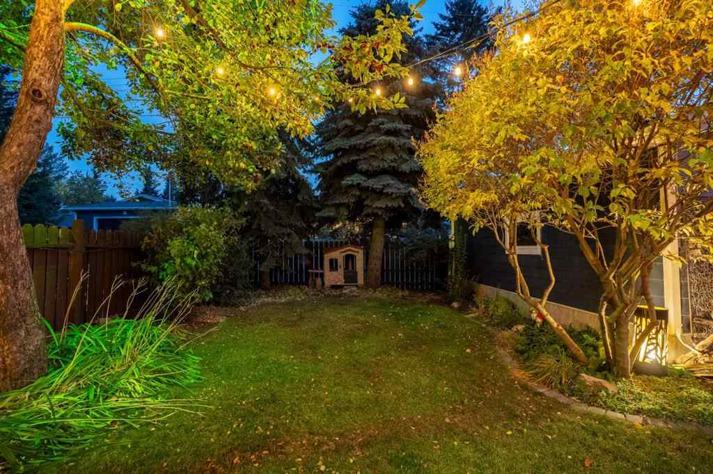 MLS® A2260005 - 196 Lake Adams Crescent SE in Lake Bonavista Calgary, Residential